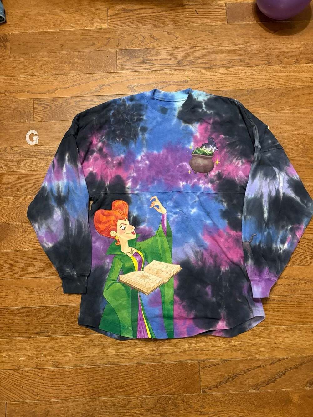 Disney Spirit Jersey Hocus Pocus Tonight We Fly Size XS Tie Dye